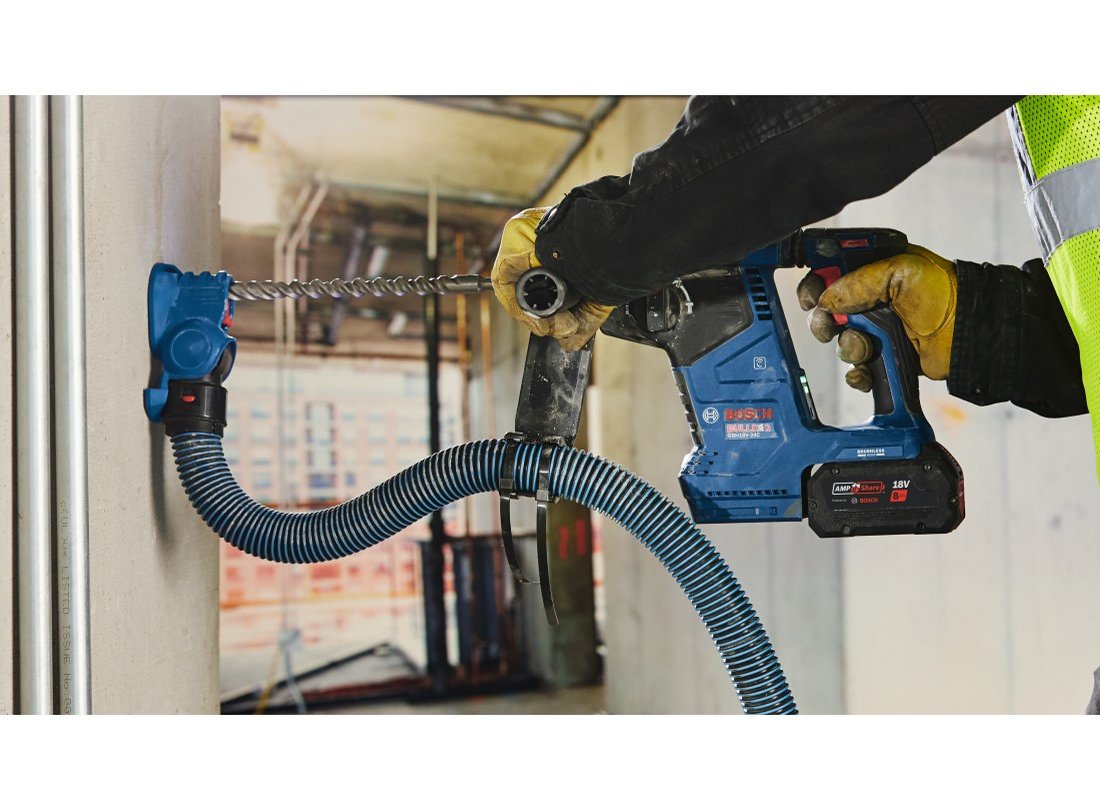 Ensemble marteau perforateur Bulldog™ SDS-plus® 18V sans balais connecté de 1 po avec (2) batteries High Power CORE18V® 8 Ah