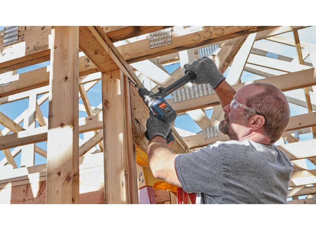18V 2-Tool Combo Kit with Connected-Ready 1/2 In. Hammer Drill/Driver, Connected-Ready Two-In-One 1/4 In. and 1/2 In. Bit/Socket Impact Driver/Wrench, (1) CORE18V 8 Ah High Power Battery and (1) CORE18V 4 Ah Advanced Power Battery