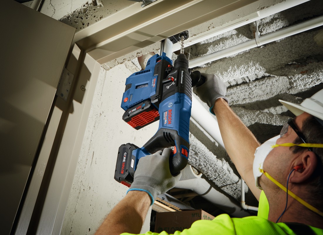 18V EC Brushless SDS-plus® Bulldog™ 1 In. Rotary Hammer Kit with (1) CORE18V® 4 Ah Advanced Power Battery