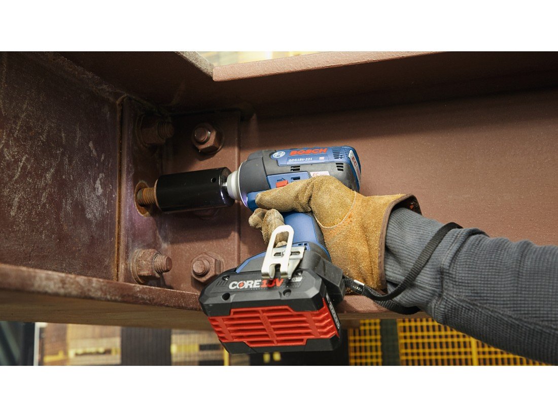 18V EC Brushless 1/2 In. Impact Wrench Kit with (2) CORE18V 4.0 Ah Compact Batteries