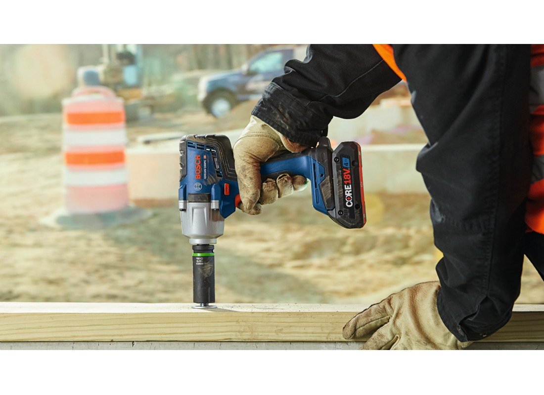 18V Brushless 1/2 In. Mid-Torque Impact Wrench Kit with Pin Detent and (2) CORE18V® 4 Ah Advanced Power Batteries