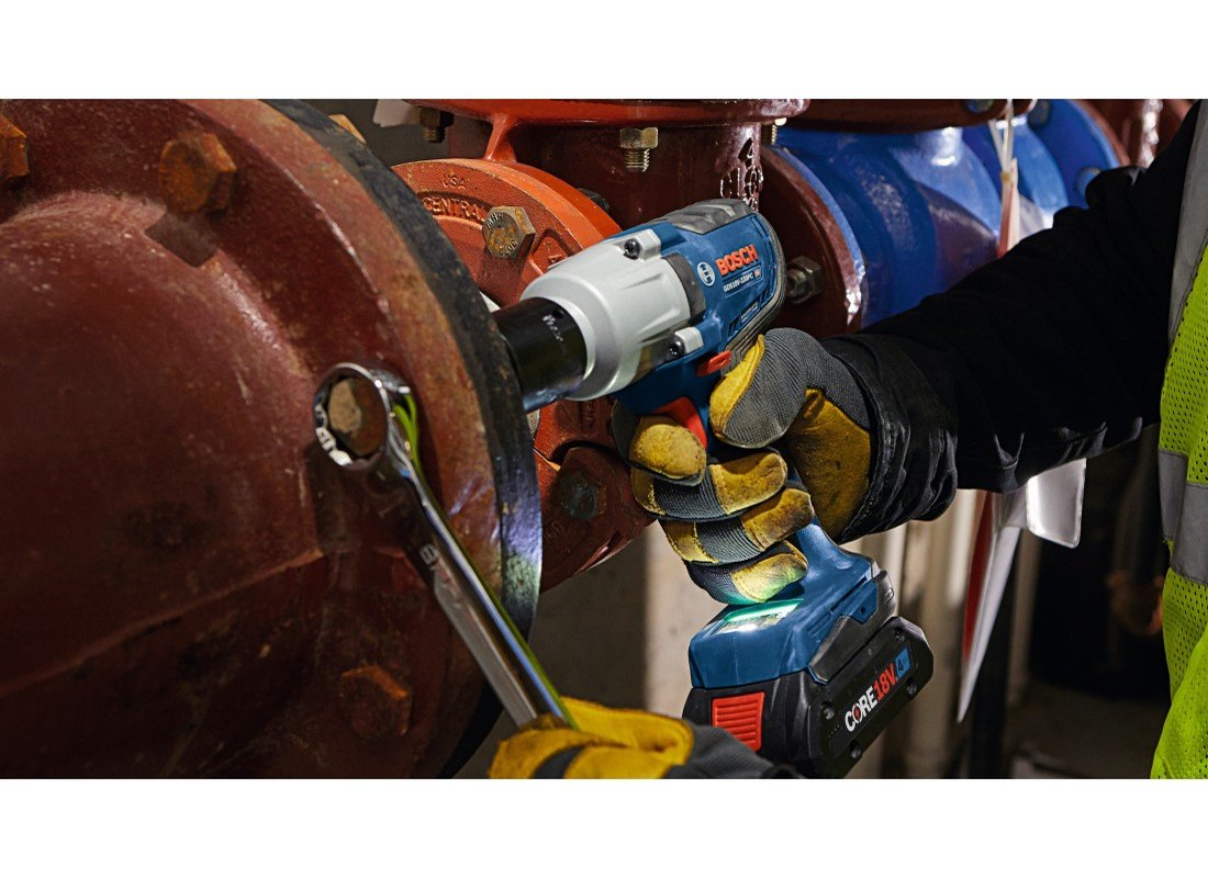 18V Brushless 1/2 In. Mid-Torque ImEnsemble clé à chocs 18V sans balais de 1/2 po à couple moyen avec goupille de retenue et (2) batteries Advanced Power CORE18V® 4 Ahpact Wrench Kit with Pin Detent and (2) CORE18V® 4 Ah Advanced Power Batteries