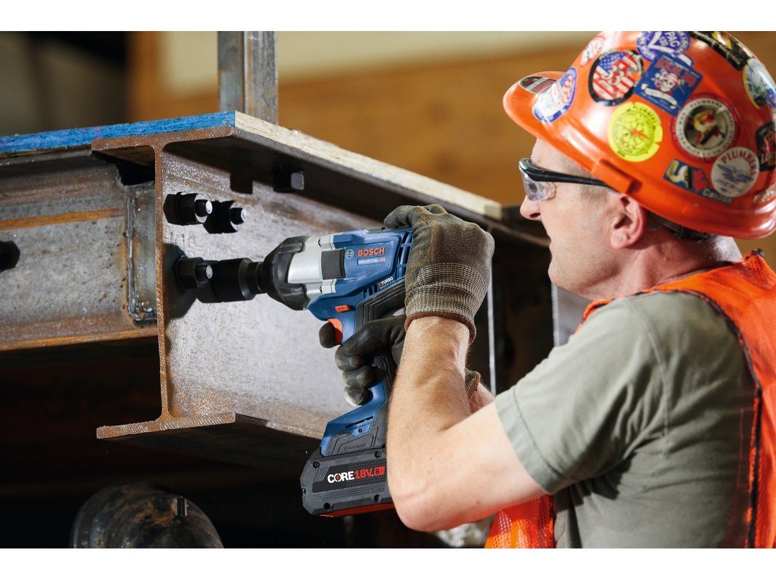 PROFACTOR™ 18V Connected 3/4 In. Impact Wrench Kit with Friction Ring and Thru-Hole and (1) CORE18V® 8 Ah High Power Battery