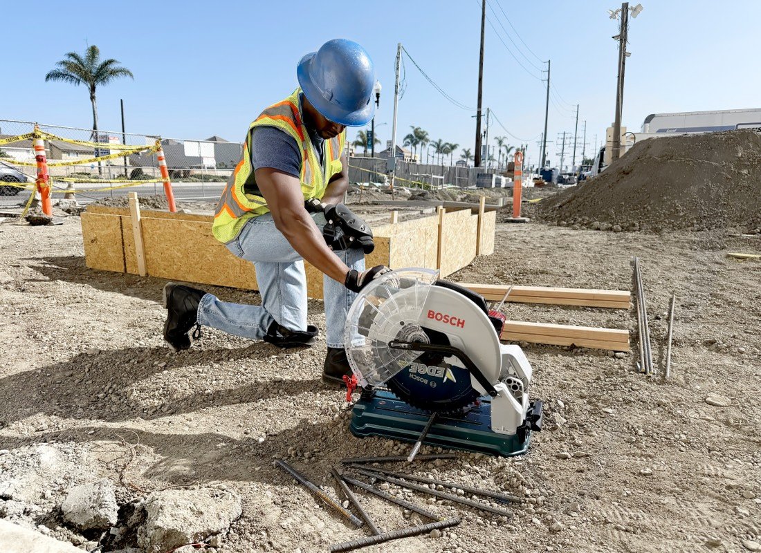 Scie à métaux de coupe à sec 18 V de 14 po (outil seul)