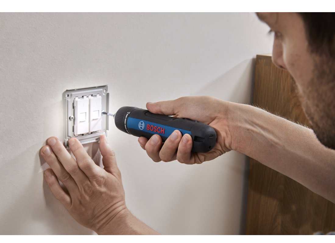 4V Max Rechargeable Screwdriver