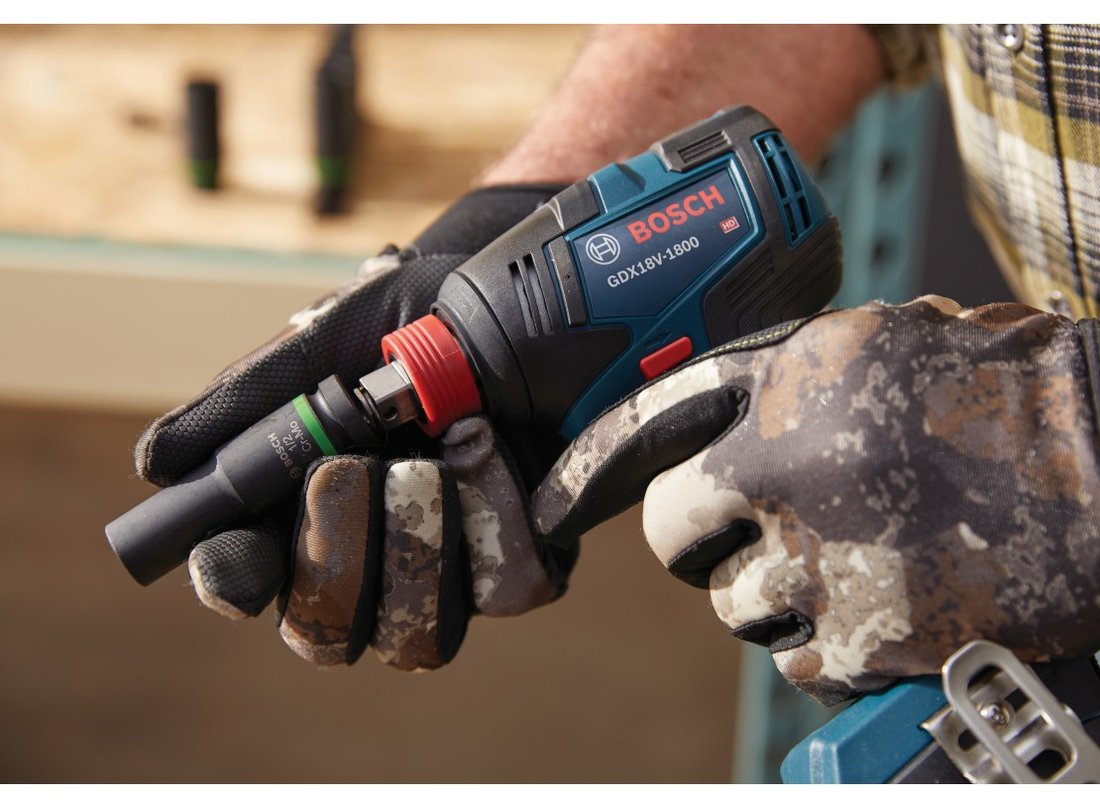 18V Two-In-One 1/4 In. and 1/2 In. Bit/Socket Impact Driver/Wrench Kit with 2 Ah Standard Power Battery