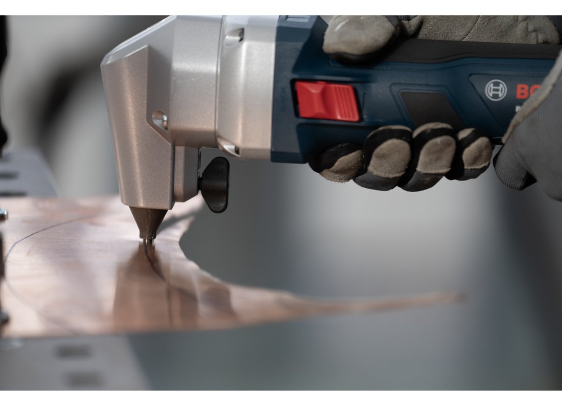 18V 16-Gauge Nibbler Lock-On Slide Switch