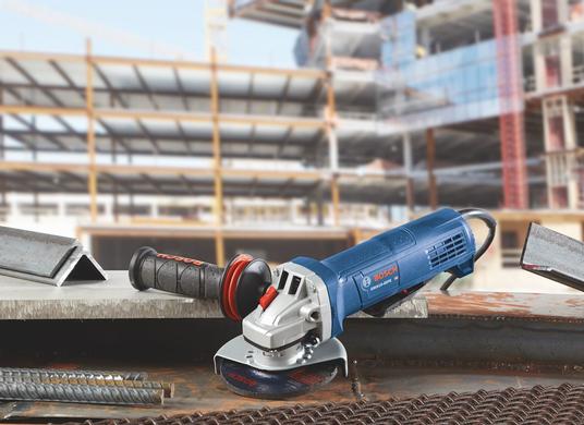 Rectifieuse angulaire ergonomique de 4-1/2 po avec interrupteur à palette