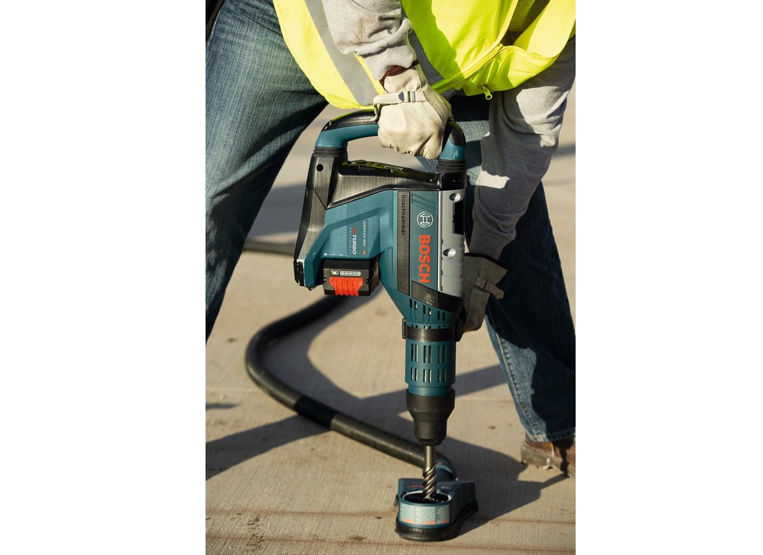 PROFACTOR 18V Hitman Connected-Ready SDS-max® 1-7/8 In. Rotary Hammer Kit with (2) CORE18V 8.0 Ah PROFACTOR Performance Batteries