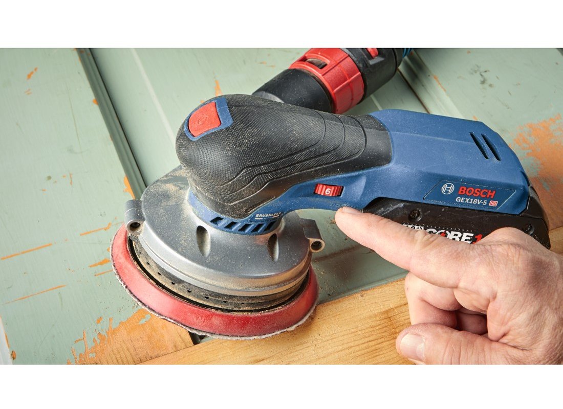 Ponceuse excentrique 18 V sans balais de 5 po (outil seul)